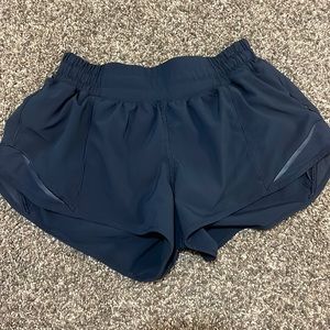 Navy blue Lululemon hotty hots